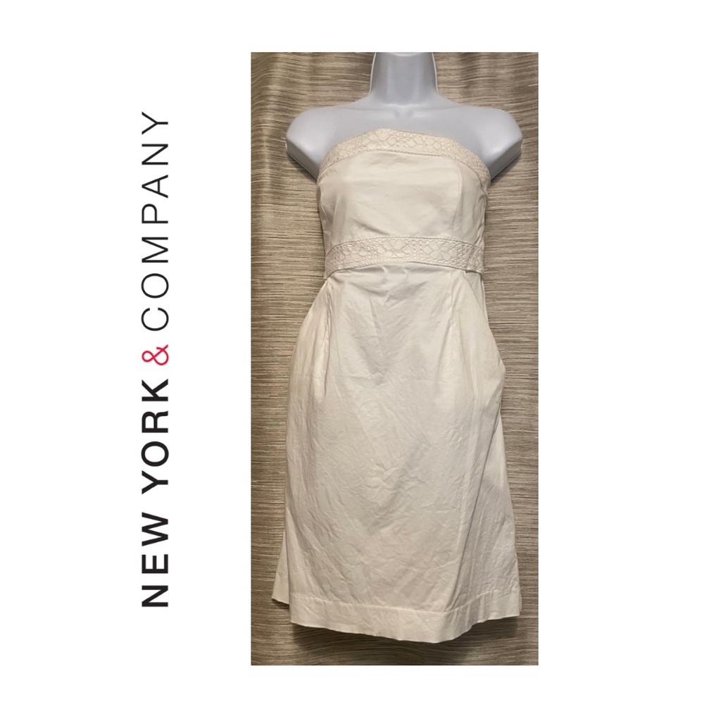 ✅ 3/$30 New York and Company white strapless dress